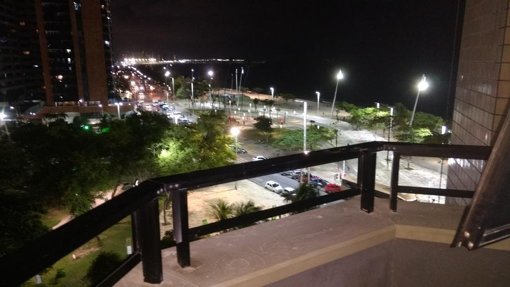 Flat Golden Fortaleza Luaran gambar