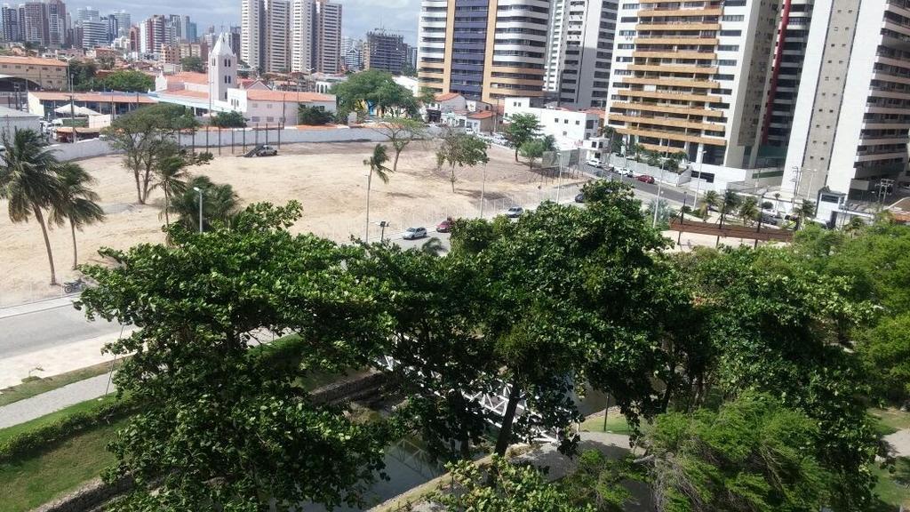 Flat Golden Fortaleza Luaran gambar