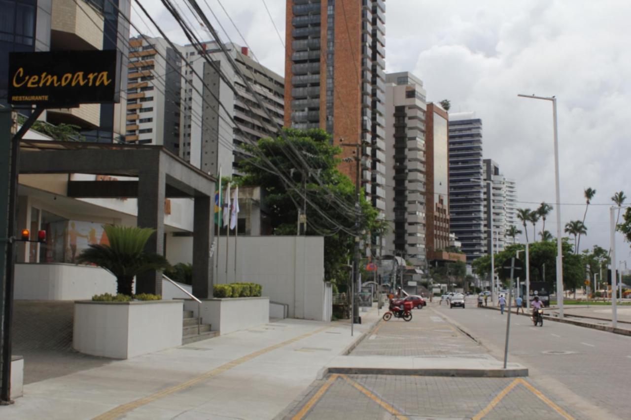 Flat Golden Fortaleza Luaran gambar